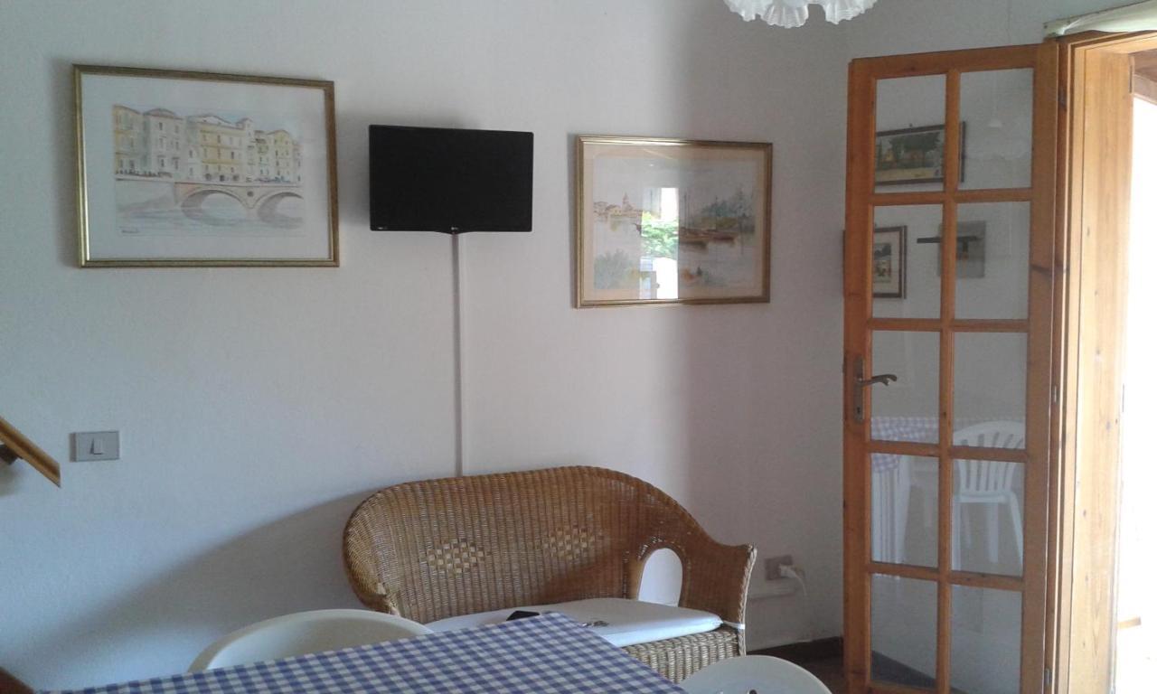 Villa Solanas Solanas  Exteriör bild